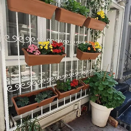 Taksim Life House Апартаменты