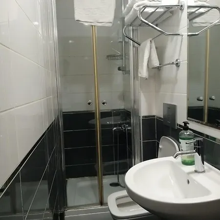 Taksim Life House *