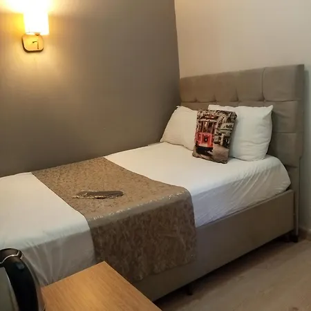 Taksim Life House * Стамбул