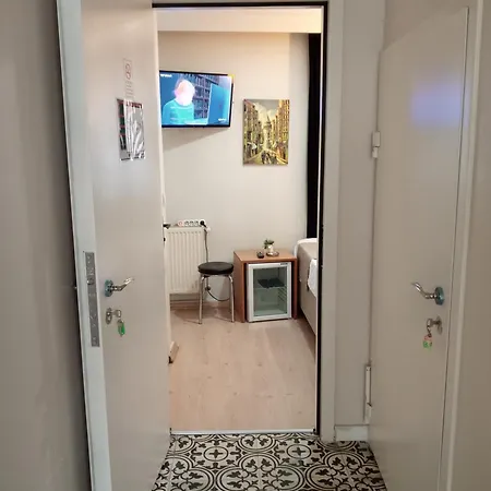 Taksim Life House *