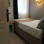 Taksim Life House Apartment Istanbul